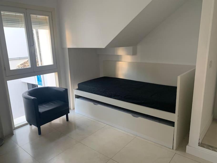 Apartament Spacious Loft / Literally At The Foot Of Alhambra Grenada Zewnętrze zdjęcie